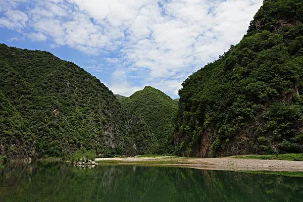 三门峡一个很“失落”的县，明明有潜力，经济发展却很缓慢