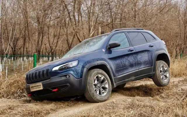 为什么“打死”都不建议买SUV？车主：这几个毛病能把你逼疯