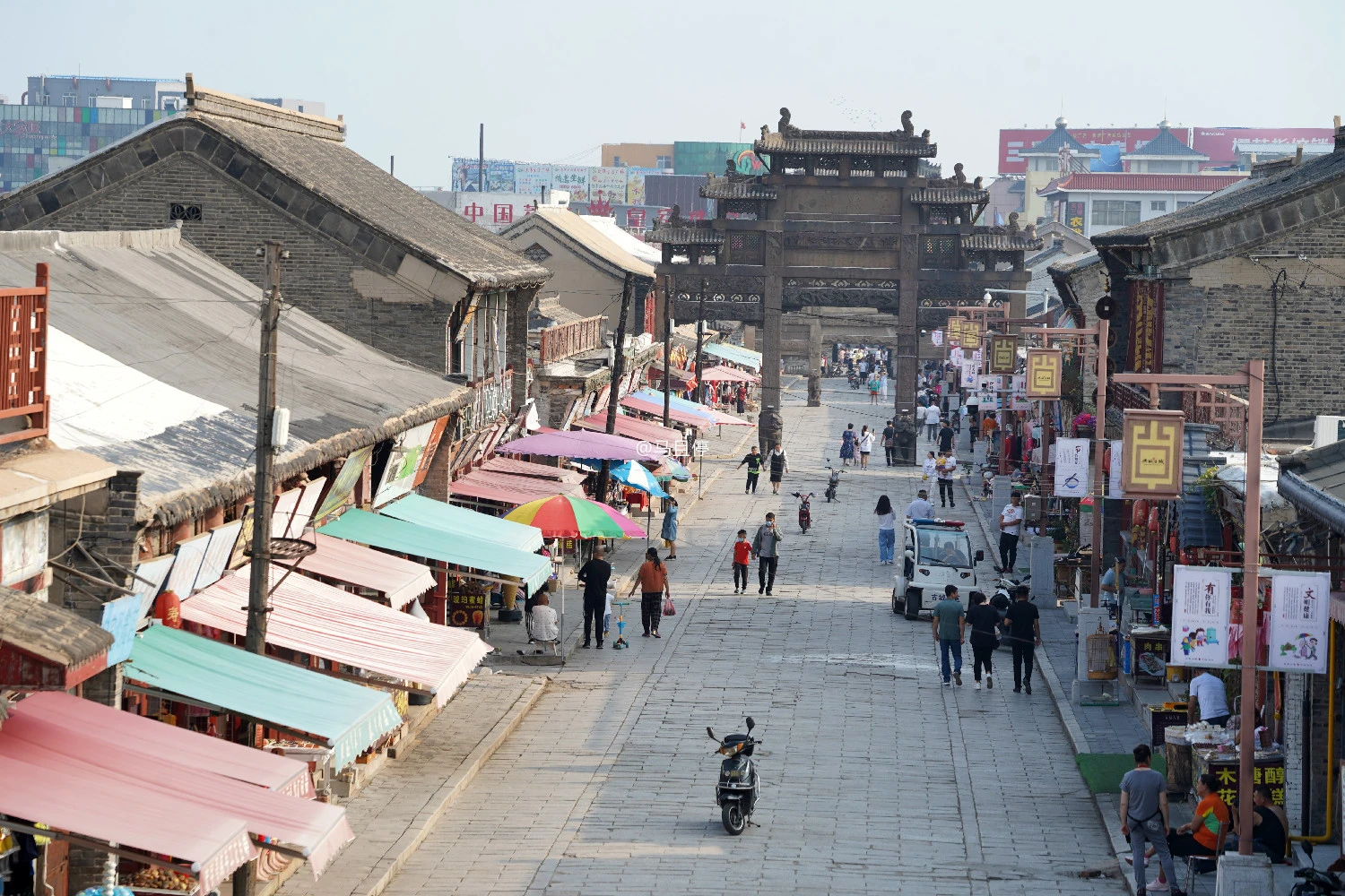 辽宁有个小县城，藏着东北少见的明代城墙，旅游资源丰富游客还不多