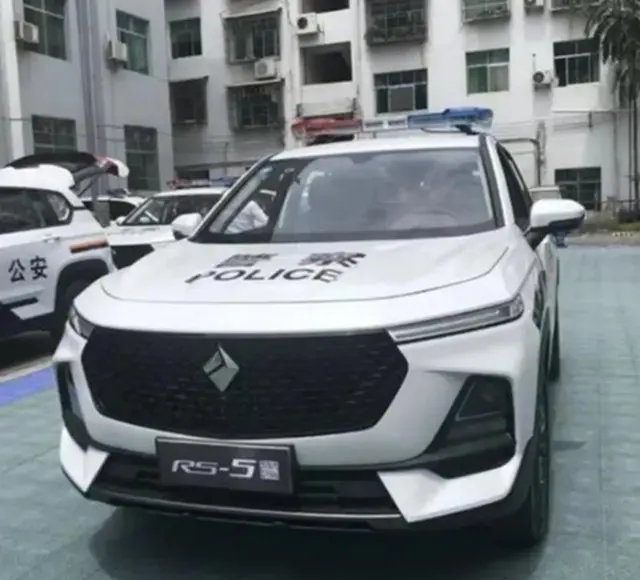 中国警车“大换血”：贵州换成五菱，广西宝骏，深圳清一色沃尔沃