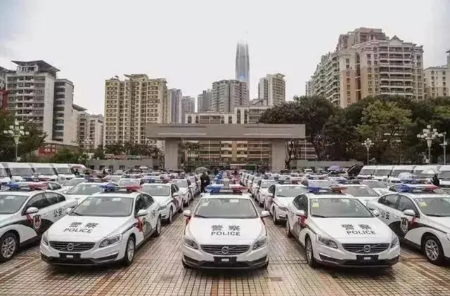 中国警车“大换血”：贵州换成五菱，广西宝骏，深圳清一色沃尔沃