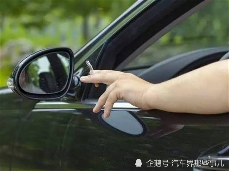 听说4种人经常单手开车？车主：太准了，是我本人没错了！