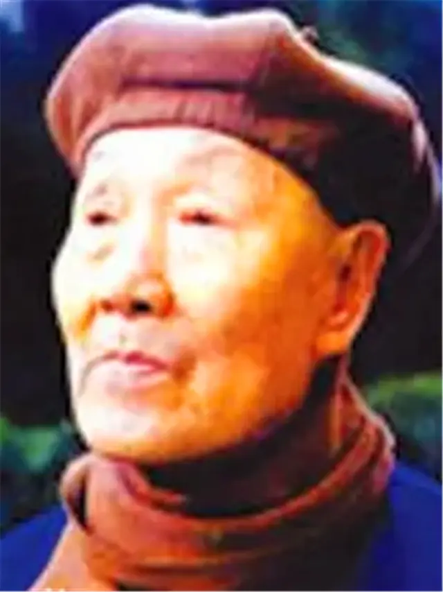 一生3段婚姻，他与爱妻相守68年，死时却不知妻子早已离开人世