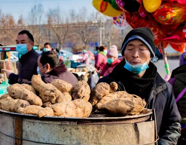 山东邹平民俗摄影：年集上的美味小吃