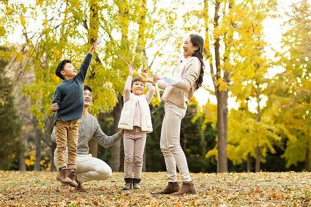 面对孩子的问题，妈妈的情绪难以控制？我们可以学用“艾维做事法”来面对