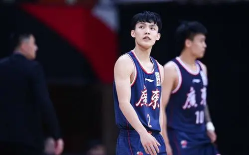 CBA前二阶段助攻榜TOP20：吴前第7郭艾伦第8，西热高居第2