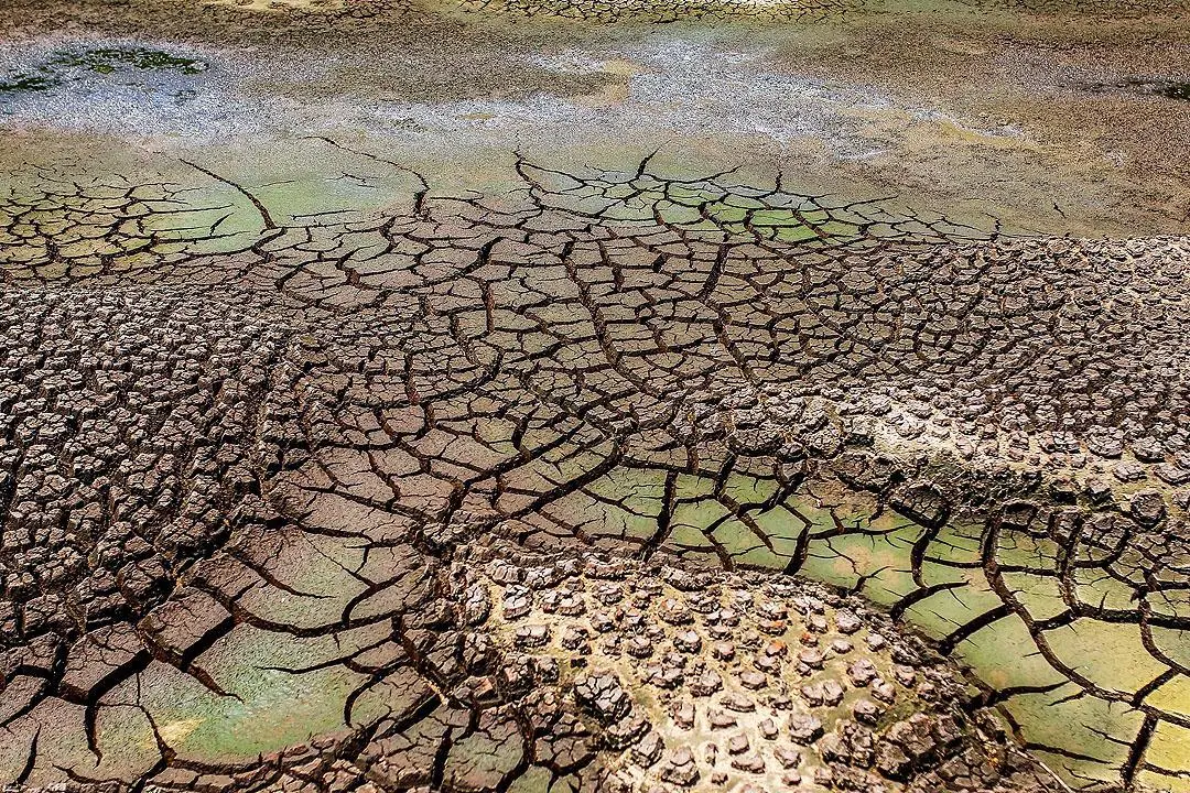 中国最缺水的地方为何不是干旱少雨的大西北，而是华北地区？