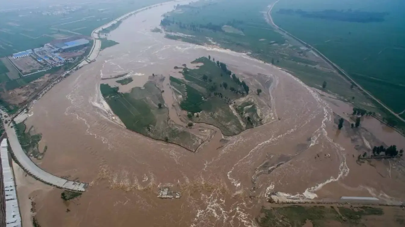 中国最缺水的地方为何不是干旱少雨的大西北，而是华北地区？