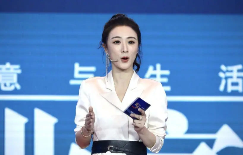 薇娅首登福布斯排行榜，一年吸金300亿，女儿却是她一辈子的痛