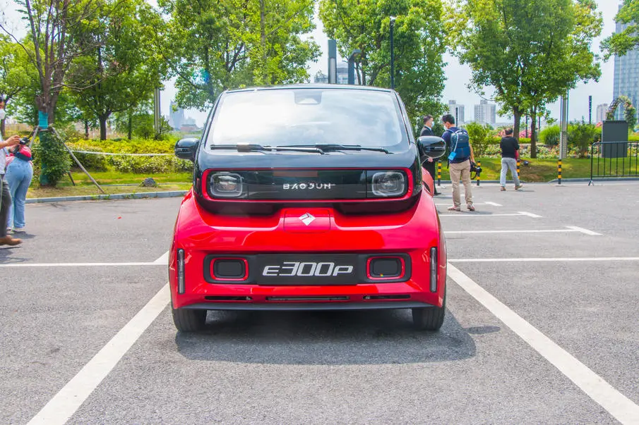 新能源只知道宏光 MINI EV？五菱另一款续航达305KM，高颜值且更智能