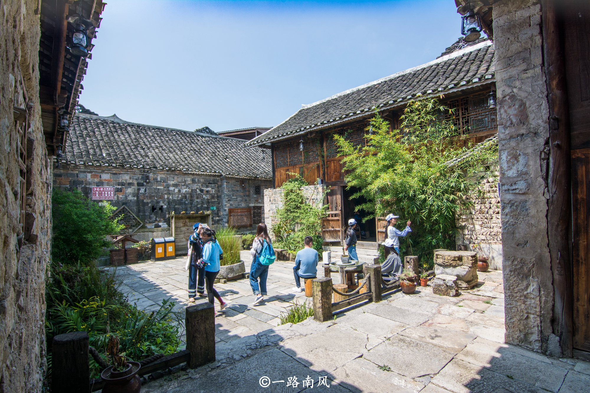 贵州三个冷门景区，有因歌成名的好花红，也有中国首座跨河玻璃桥