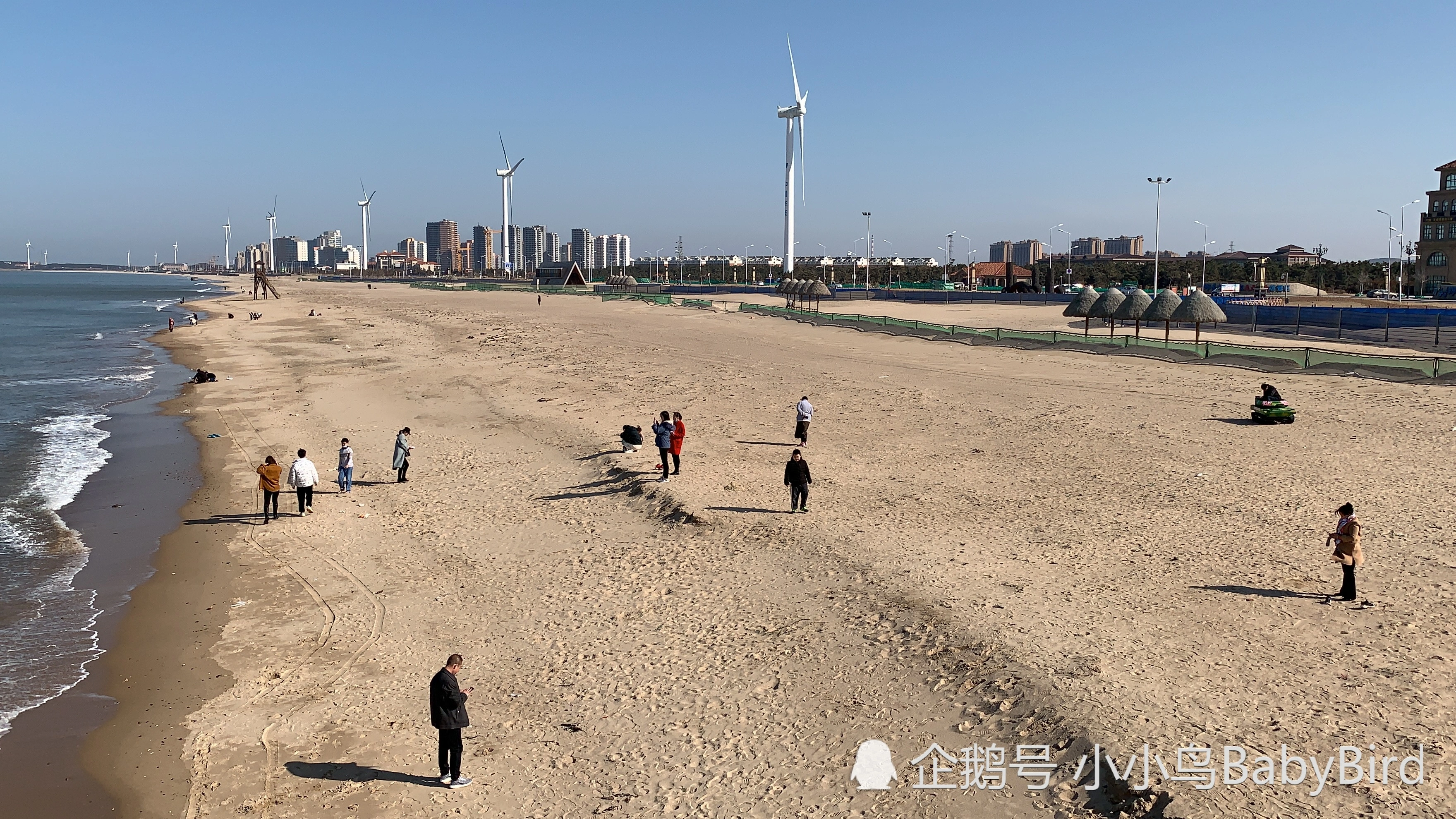 那香海浴场，萌萌的！带着她特有的魅力，正要走进最美季节