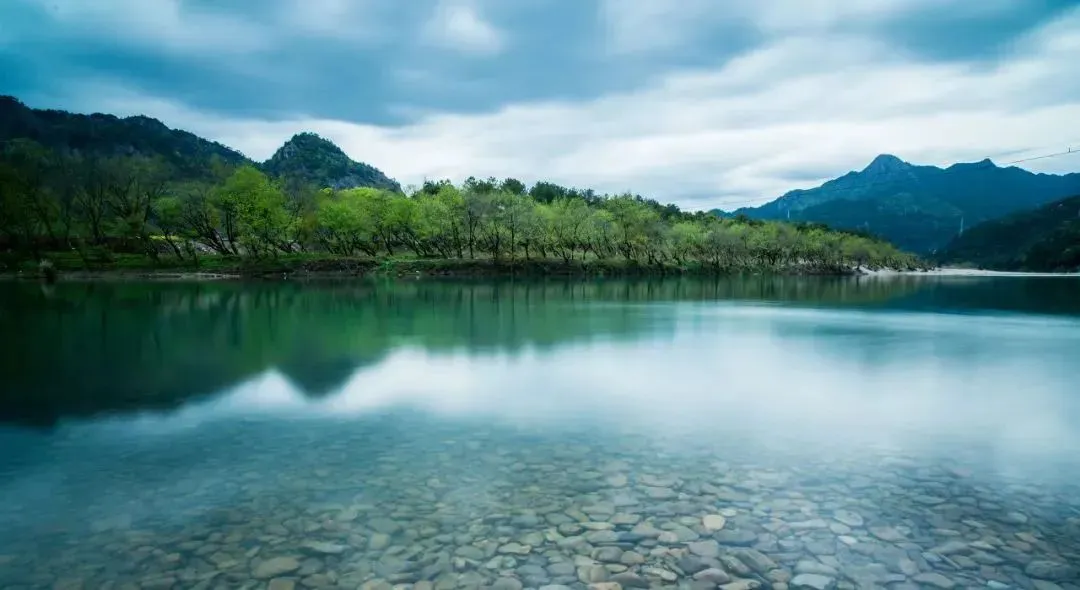 被赚钱耽误颜值的城市，历史蕴含财富密码，山海奇秀通达天下