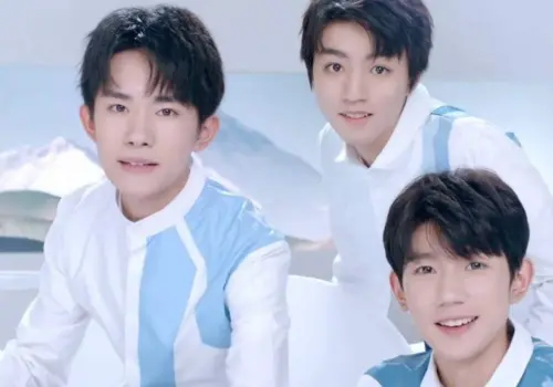 TFBOYS即将发行新单曲，看清具体的曲目之后，有一点小吃醋