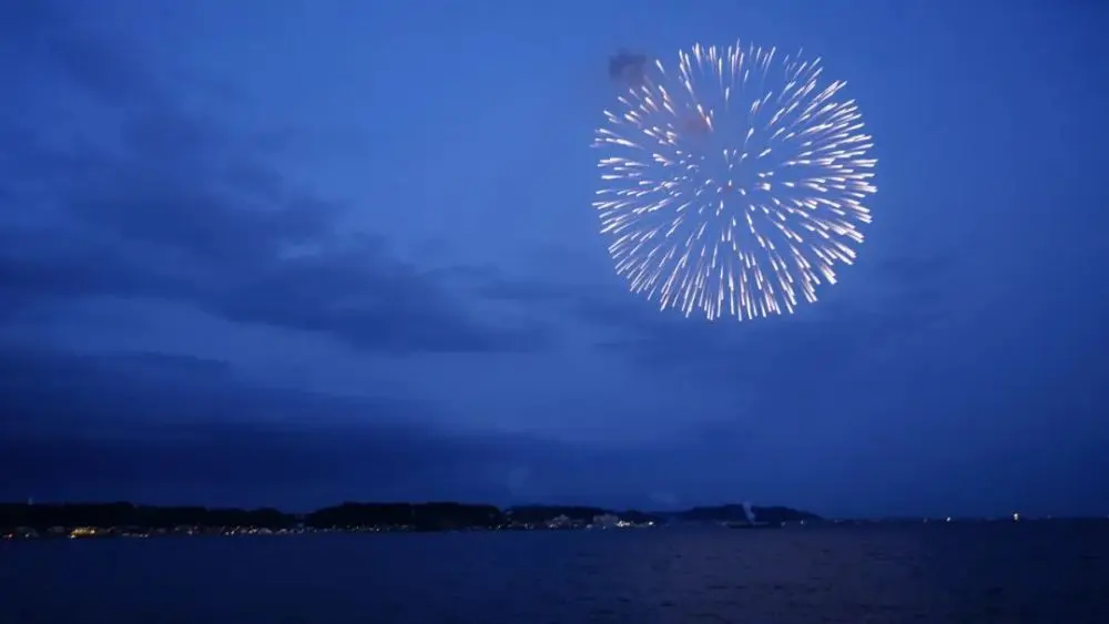 镰仓永远是夏天，人们永远在恋爱