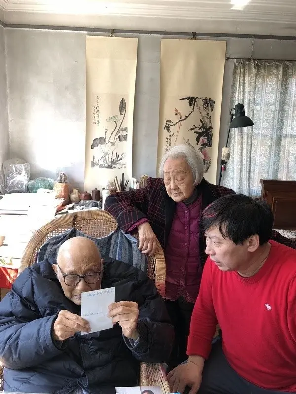 “海上寓公”周退密隐化，百载风流日月长