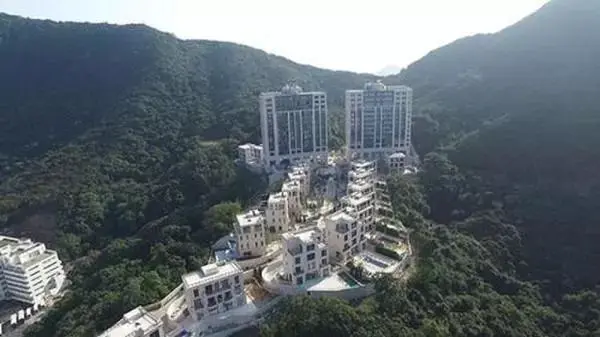 亚洲“知名”富豪区，依山而建与世隔绝，一套房子5.6亿，就在中国